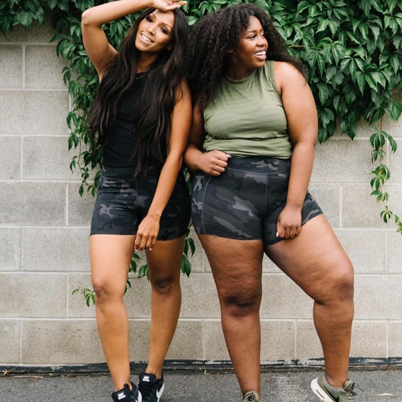 Zyia Bicycle Shorts - Picture 1 of 3